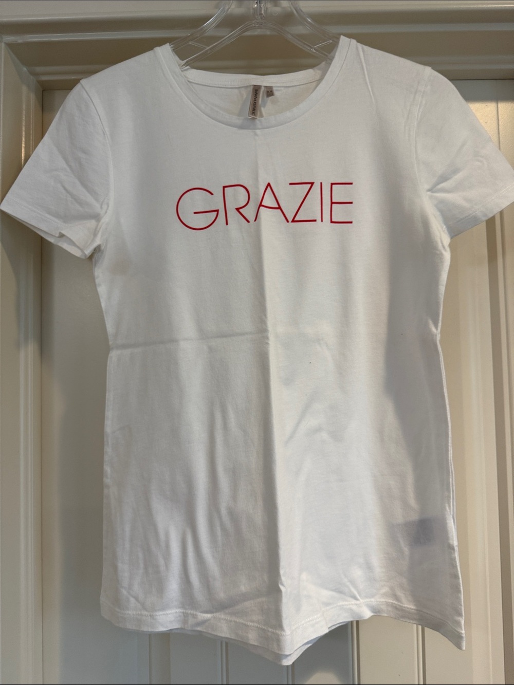 Banana Republic White Tee with Red 'GRAZIE' Graphic